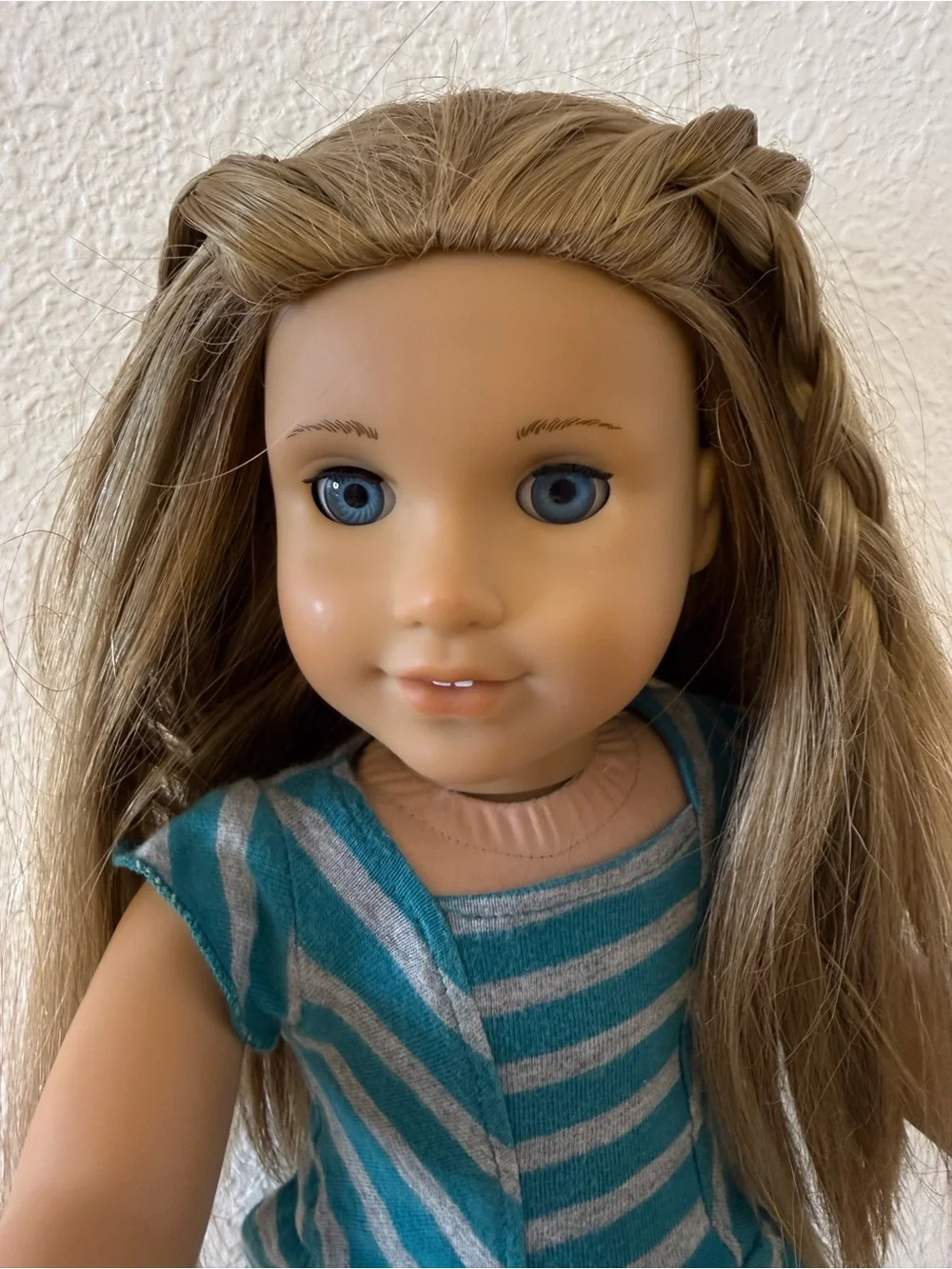 American Girl McKenna Brooks 18” Doll 2012 Girl of the Year w/ Original Outfit
